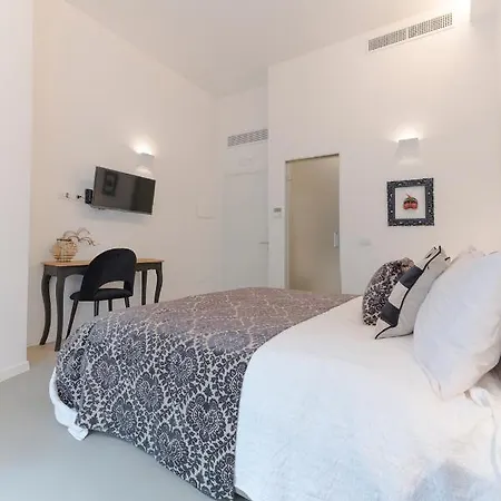 Bed & Breakfast A Misura Duomo & - Ls *
