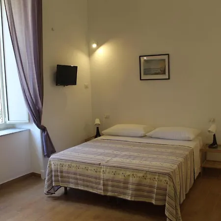 Bed & Breakfast Casa Laura Oliva Mancini *
