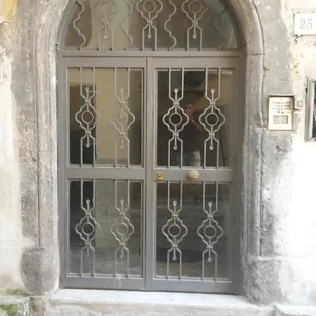 Bed & Breakfast Casa Laura Oliva Mancini *