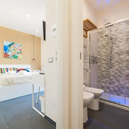 Attico Oltremare Bed & Breakfast Naples