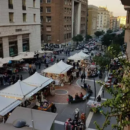 לינה וארוחת בוקר Toledo Street *