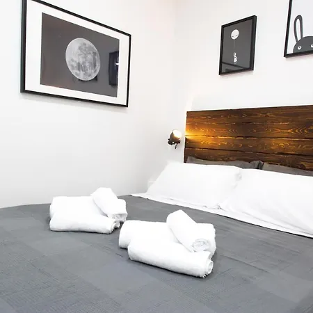 Casa vacanze [via Dei Tribunali–duomo] Casina In Centro Storico *