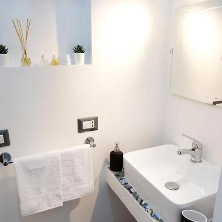 [via Dei Tribunali–duomo] Casina In Centro Storico Casa vacanze Napoli