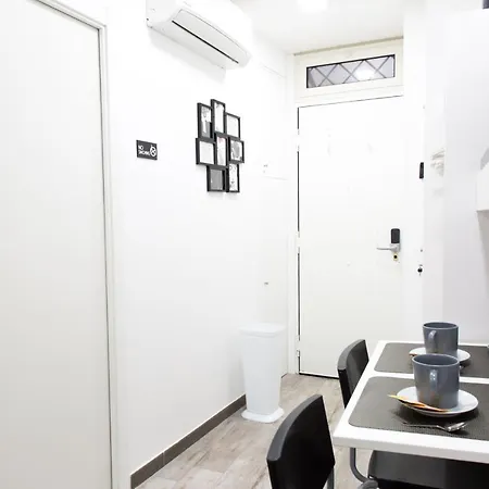 Casa vacanze [via Dei Tribunali–duomo] Casina In Centro Storico *