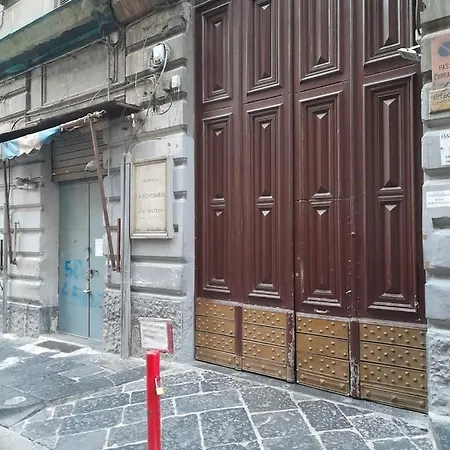 Richard * Naples