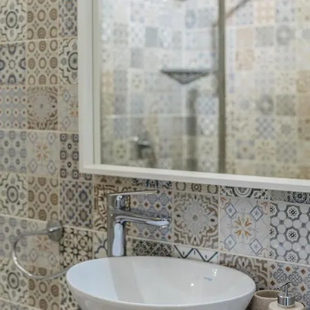 Scarlatti Guest house