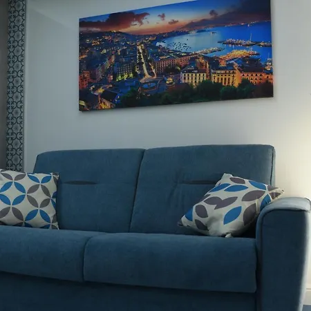 Apartment Chiaja Lux House