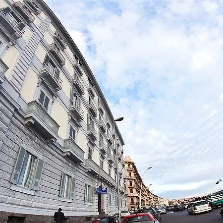 H Boutique Naples