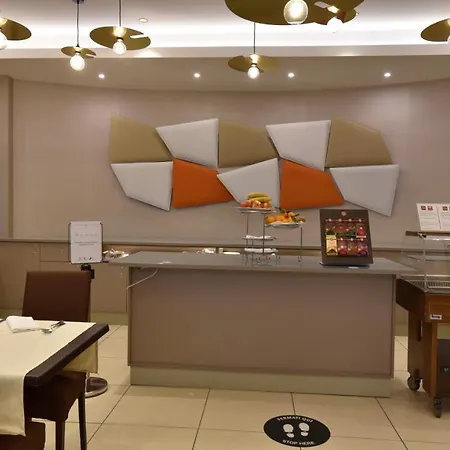 Magri's Hotel