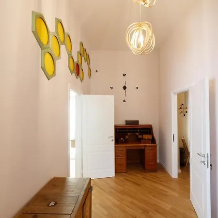 Bellini Design * Neapel