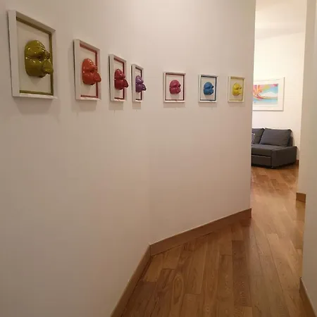 招待所 Home33 *