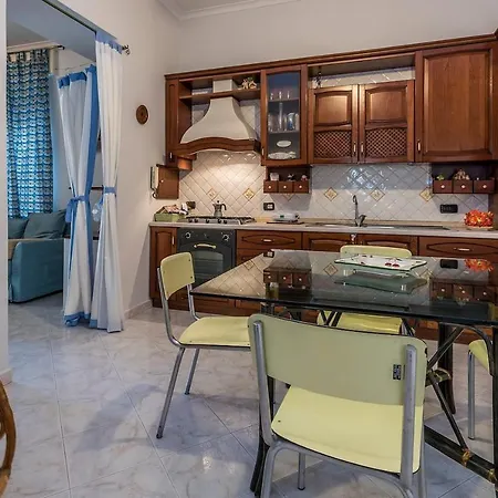 B4 Big With Terrace And View In Hystorical Centre Apartment Naples
