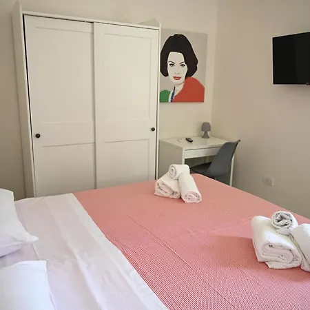 Guest house Casa Donna Francy Center *