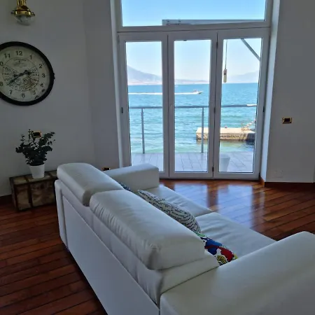Appartamento La Casa Sull’ Acqua *