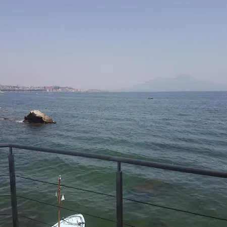 La Casa Sull’ Acqua Appartamento Napoli