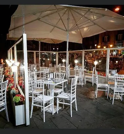 Vanzi Bed & Breakfast Naples