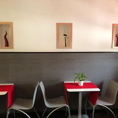 Hotel Cimarosa Naples