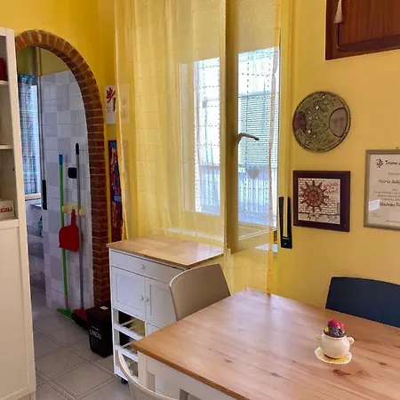La Casa Di Peppa - Airport And Station Apartment *