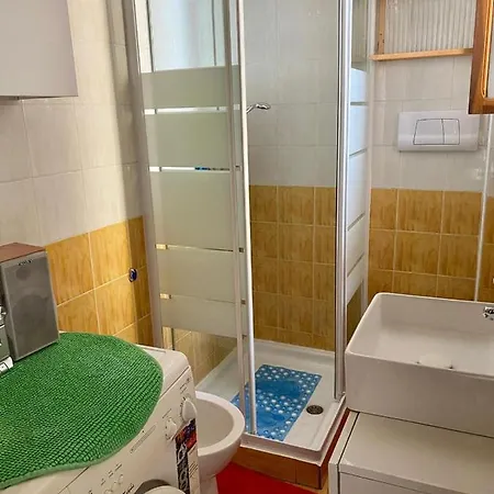 La Casa Di Peppa - Airport And Station Apartment Naples