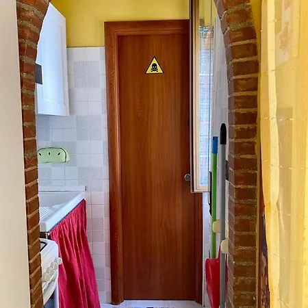 Apartment La Casa Di Peppa - Airport And Station