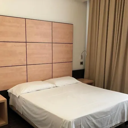 Hotel Cimarosa 3*