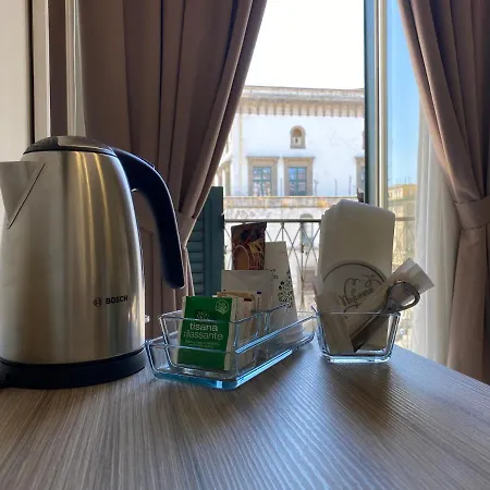 Bed & Breakfast Napolitudine *