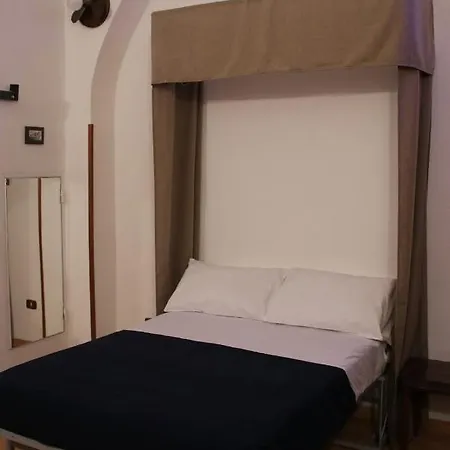 La Tana Dei Pirati Apartment Naples