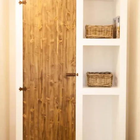 Apartment Plebiscito House - Naples