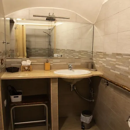 La Tana Dei Pirati Apartment Naples