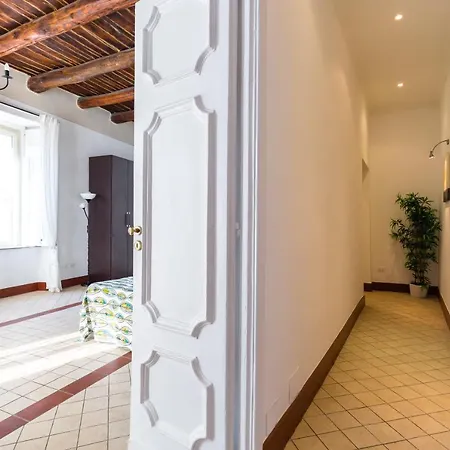 Apartment Lopez 20 A Big Family By Napoliapartments
