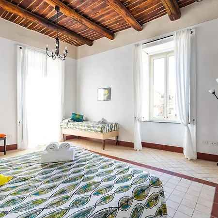 Lopez 20 A Big Family By Napoliapartments