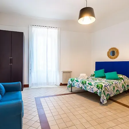 Apartment Lopez 20 A Big Family By Napoliapartments *