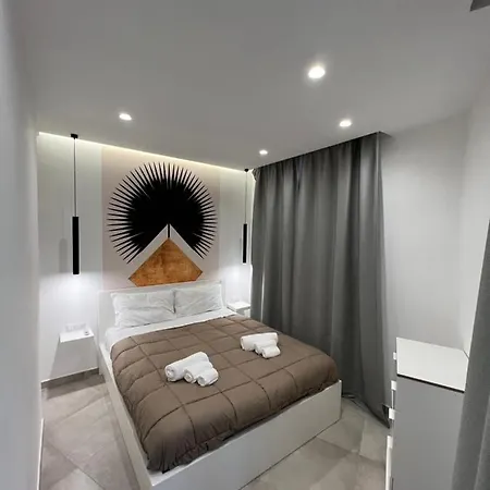 The Jungle Apartment