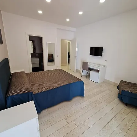Municipio Sea Bed & Breakfast Naples