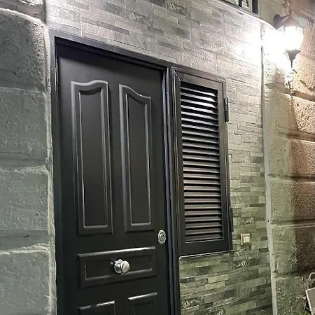 Mary House Spacca * Naples