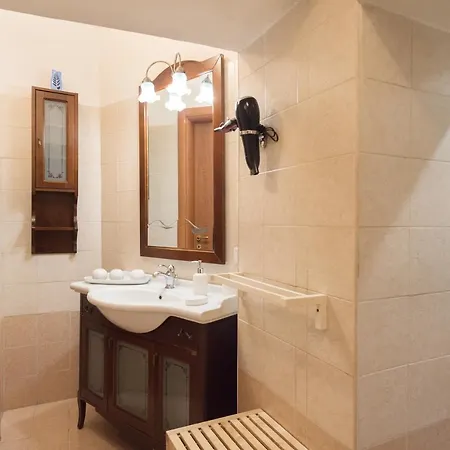 (room In Naples) Casetta Decumani *