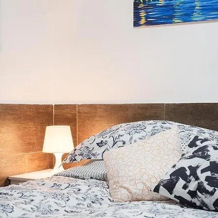 (room In Naples) Casetta Decumani *