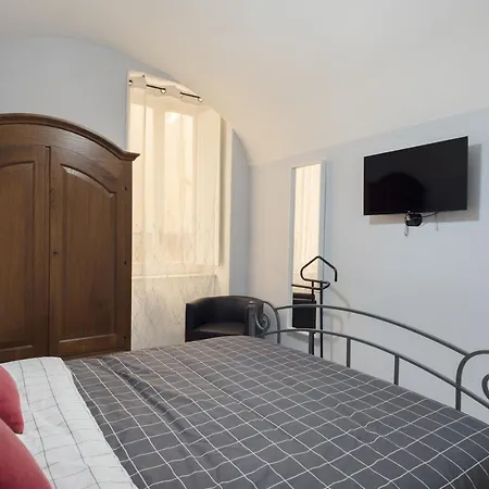 Apartment Residenza Beccadelli Naples