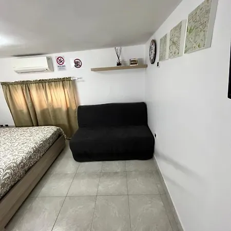 Regy * Nápoly