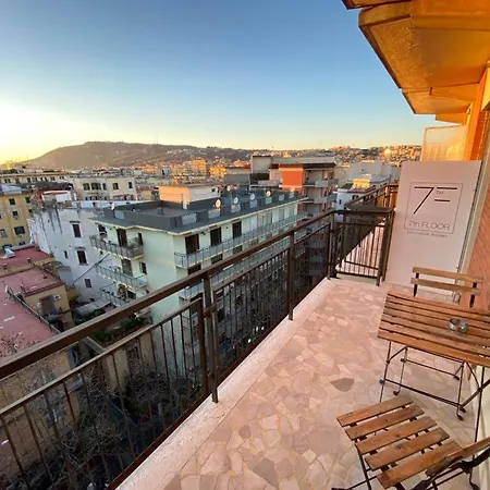 Πανσιόν 7th Floor
