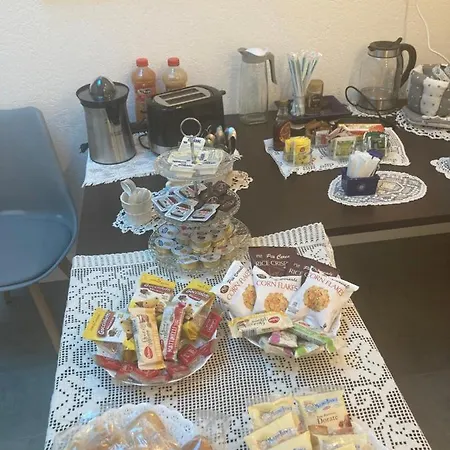 Morra's בית הארחה