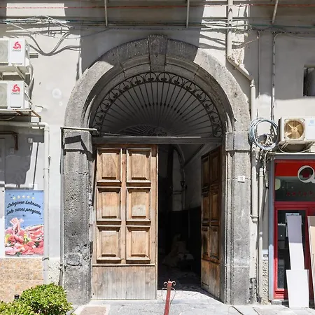 Piazza Portanova Appartement