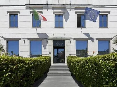 Palazzo Salgar 4* Naples