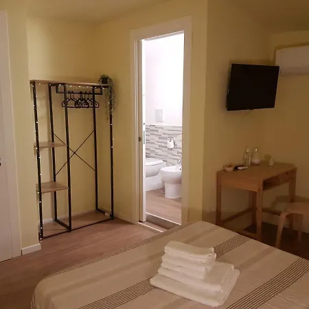 Rega House Bed & Breakfast *
