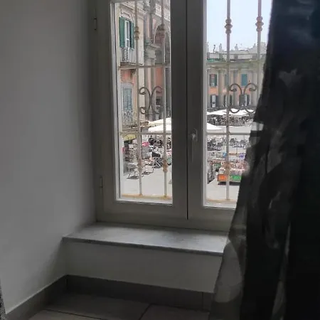 Apartment Piazza Dante 22 Naples