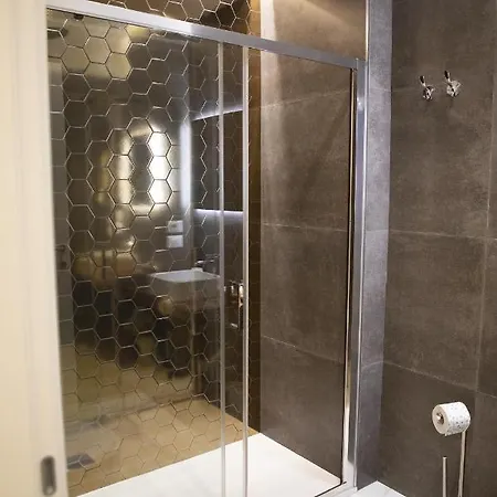 South Hands Luxury Napoli