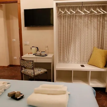 Napolicentrico Bed & Breakfast *