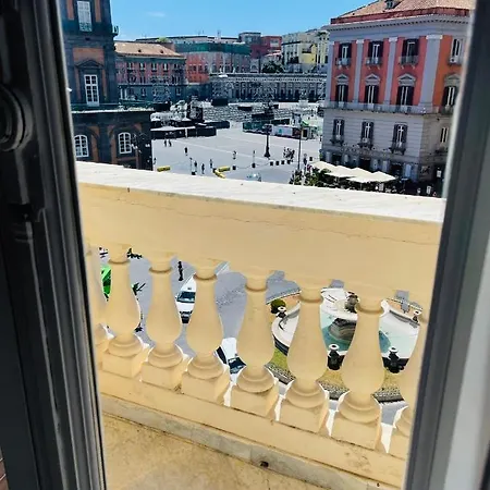 Sul Teatro San Carlo *