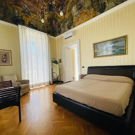 Apartment Sul Teatro San Carlo