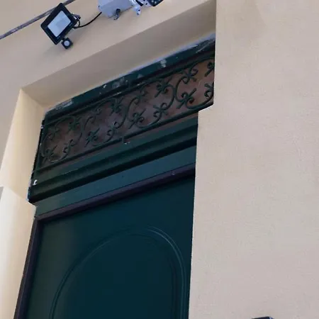 Centro, A Windows On The Monuments Apartment Naples